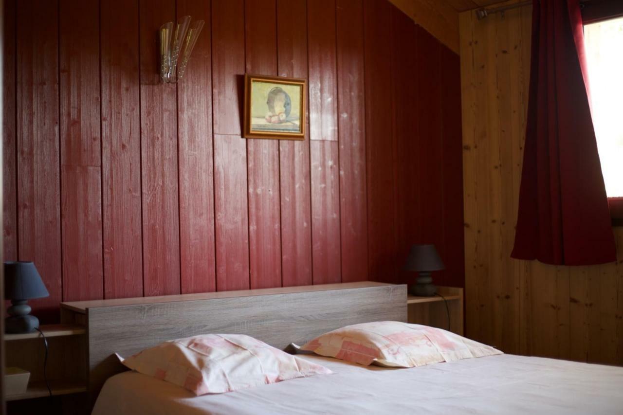 Gite La Ferme De Baffour La Chaise-Dieu Luaran gambar